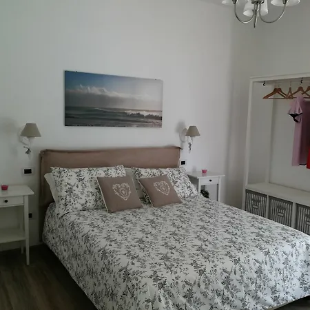 Lucy Apartment *