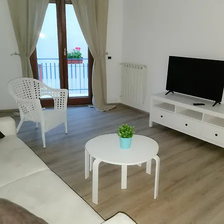 Apartament Lucy